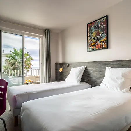 Hotel Du Midi 3*