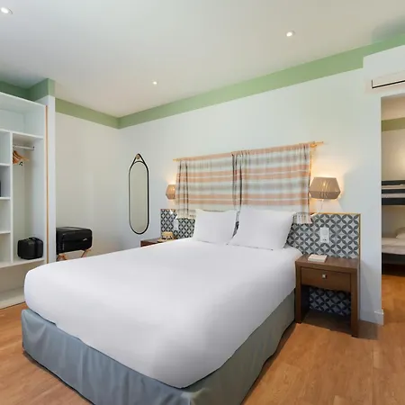 Du Midi Hotel
