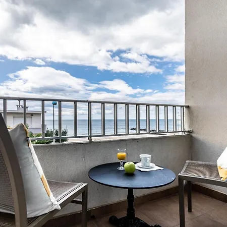 Du Midi Hotel
